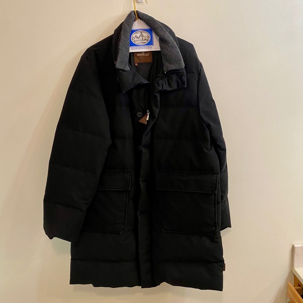 Moncler Quilted Down Parka Mens Sz 4 US XL Black Warm Puffer Jacket Authentic